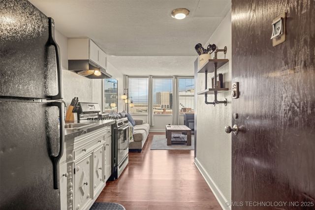 450 W 7th Street 910, Tulsa, OK 74119