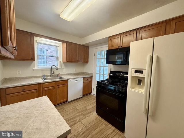 1736 BUCHANAN ST NE, Washington, DC 20017