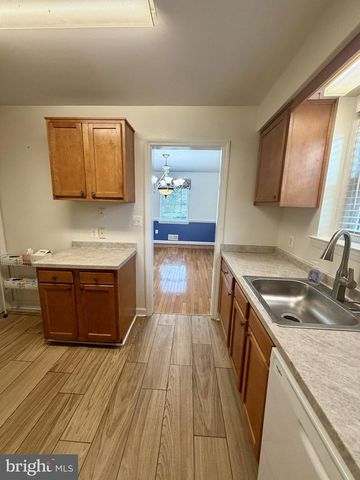 1736 BUCHANAN ST NE, Washington, DC 20017