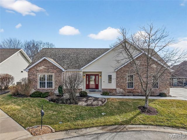 703 Norwood Terrace, Lake St Louis, MO 63367