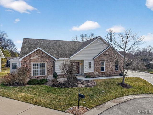 703 Norwood Terrace, Lake St Louis, MO 63367