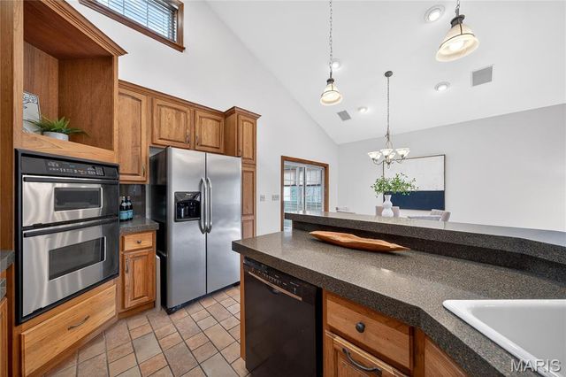 703 Norwood Terrace, Lake St Louis, MO 63367