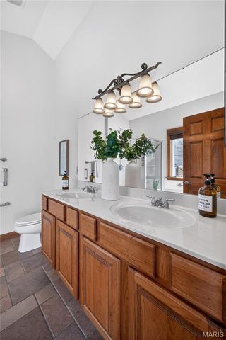 703 Norwood Terrace, Lake St Louis, MO 63367