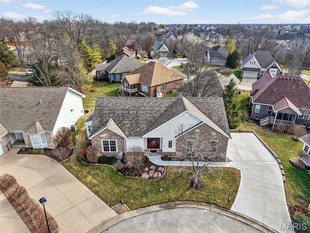 703 Norwood Terrace, Lake St Louis, MO 63367