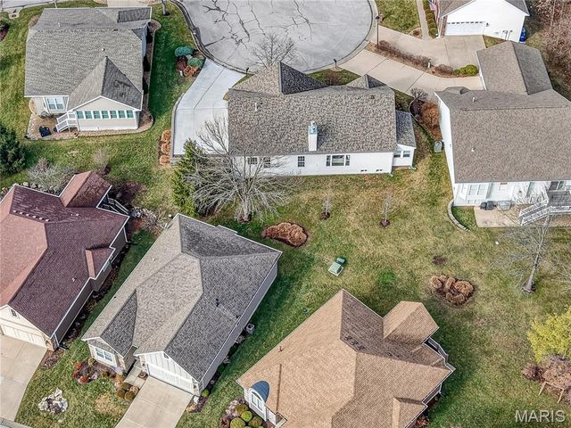 703 Norwood Terrace, Lake St Louis, MO 63367