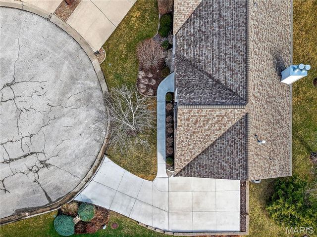 703 Norwood Terrace, Lake St Louis, MO 63367