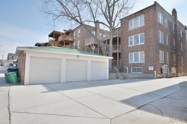6321 Southwood 4, Clayton, MO 63105