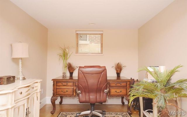 6321 Southwood 4, Clayton, MO 63105