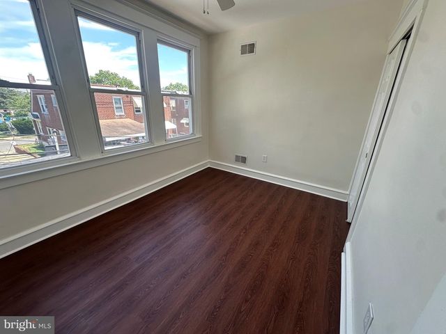 7535 TABOR AVE, Philadelphia, PA 19111