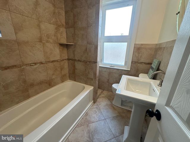 7535 TABOR AVE, Philadelphia, PA 19111