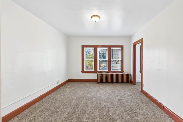 694 Desoto Street, Saint Paul, MN 55130