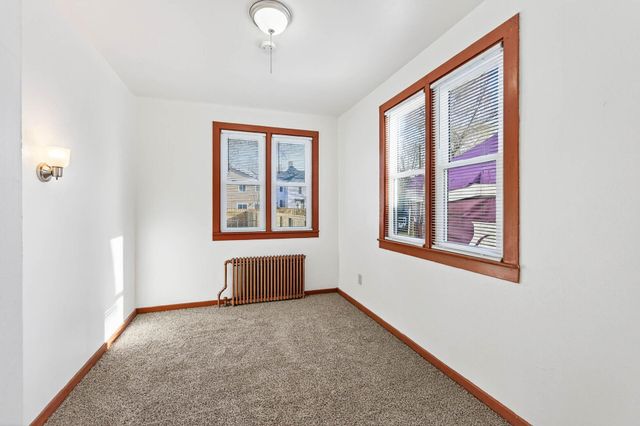 694 Desoto Street, Saint Paul, MN 55130