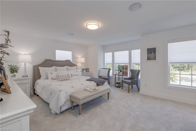 621 Commonwealth DR, Yorktown, VA 23693