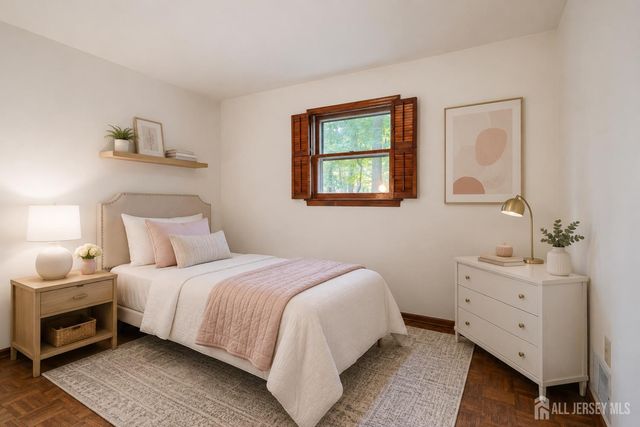 25 Dunston Drive, East Brunswick, NJ 08816