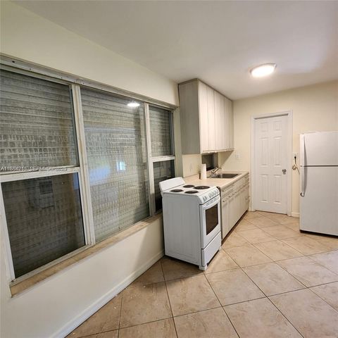 1843 Wiley Street, Hollywood, FL 33020