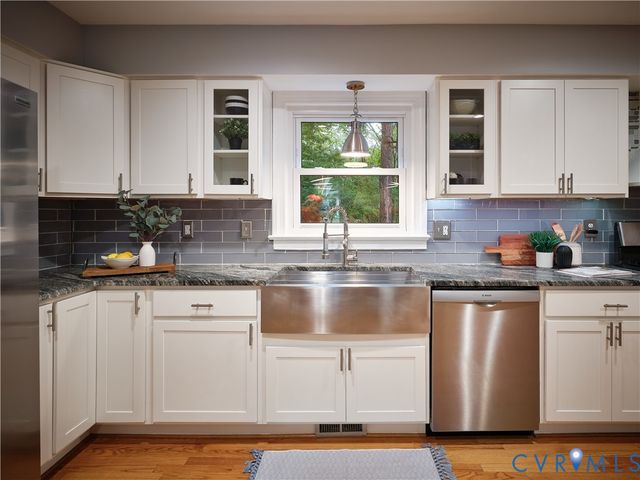 1708 Windingridge Ct, Henrico, VA 23238