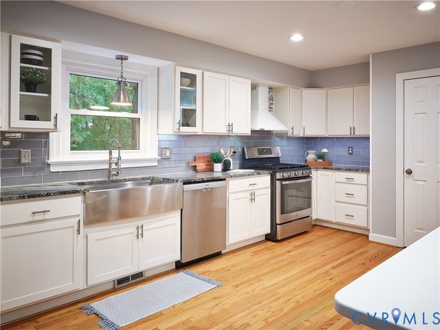 1708 Windingridge Ct, Henrico, VA 23238