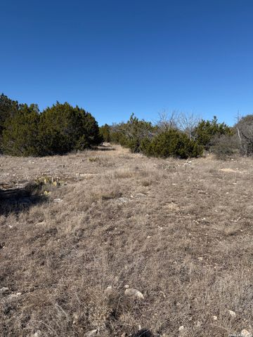 498 Sd 45330, Rocksprings, TX 78880