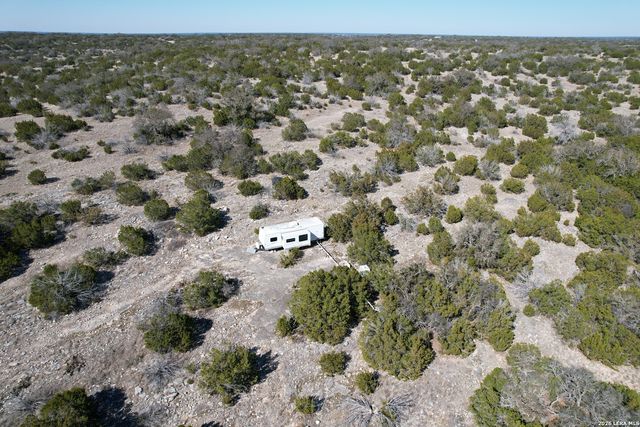 498 Sd 45330, Rocksprings, TX 78880