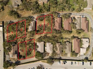 5 Villa Meadow W, Wimberley, TX 78676