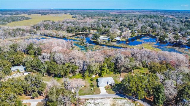 11 N Shadow Wood Drive, Inverness, FL 34450