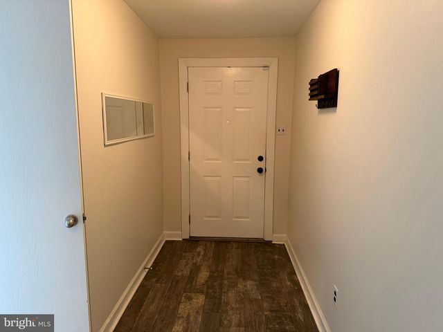 5404 DORAL DR, Wilmington, DE 19808