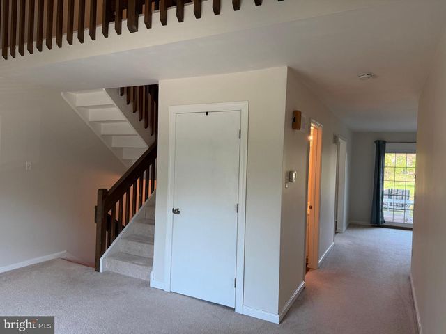 5404 DORAL DR, Wilmington, DE 19808