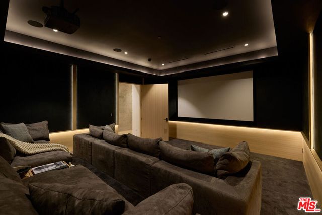 1149 Linda Flora Drive, Los Angeles, CA 90049