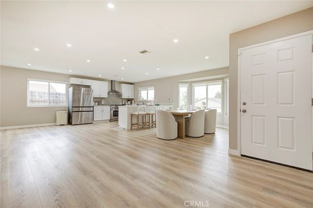 13808 Shablow Avenue, Sylmar, CA 91342