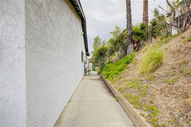 13808 Shablow Avenue, Sylmar, CA 91342
