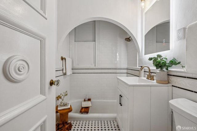 2090 Pacific Avenue 306, San Francisco, CA 94109