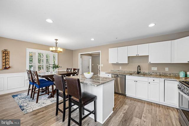 211 RIDGEPOINT PL, Gaithersburg, MD 20878
