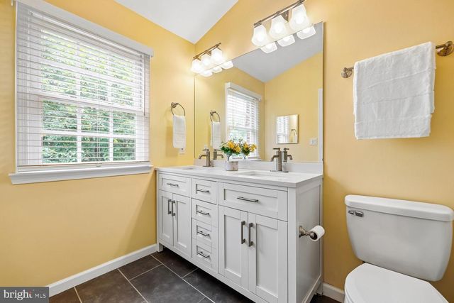 211 RIDGEPOINT PL, Gaithersburg, MD 20878