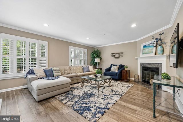 211 RIDGEPOINT PL, Gaithersburg, MD 20878