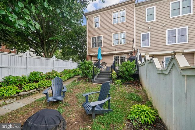 211 RIDGEPOINT PL, Gaithersburg, MD 20878