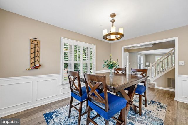 211 RIDGEPOINT PL, Gaithersburg, MD 20878