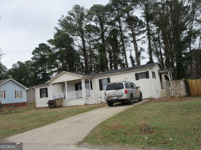 100 Greenview Drive, Mcdonough, GA 30253