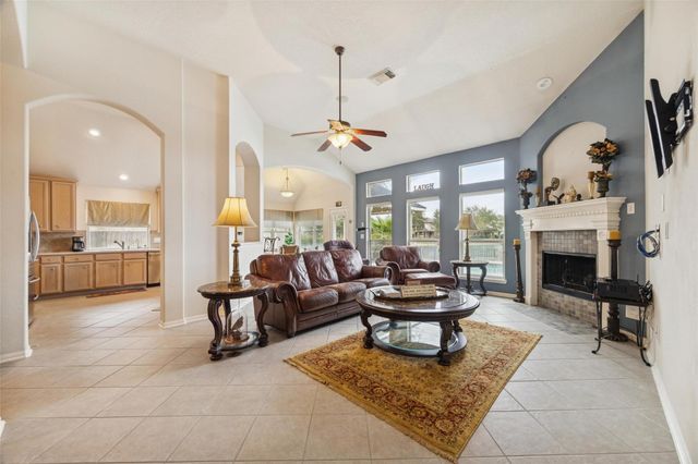 5826 Horseshoe Falls, Missouri City, TX 77459