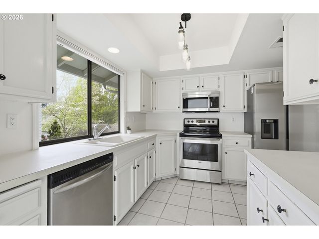 31836 Sw FAIRWAY VILLAGE Loop, Wilsonville, OR 97070