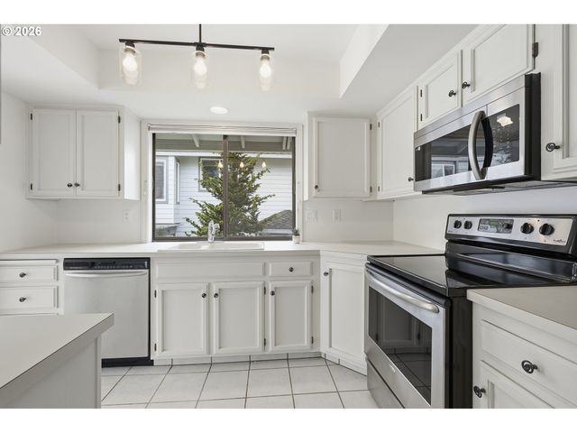 31836 Sw FAIRWAY VILLAGE Loop, Wilsonville, OR 97070