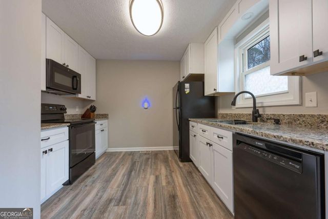 905 Lebanon Place, Woodstock, GA 30188