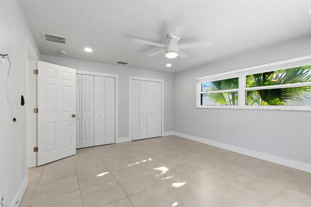 11130 3RD STREET E, Treasure Island, FL 33706