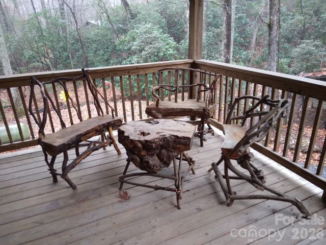 1694 Humpback Mountain Road, Spruce Pine, NC 28777