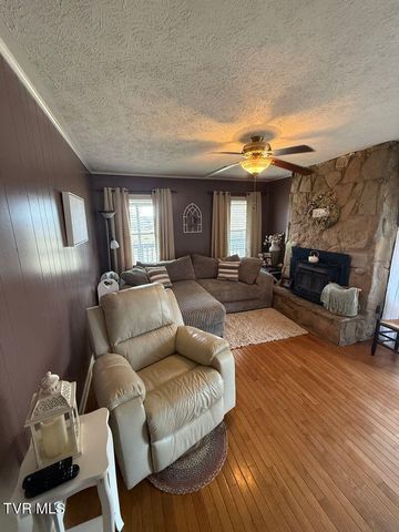 159 Mountain House Circle, Coeburn, VA 24230