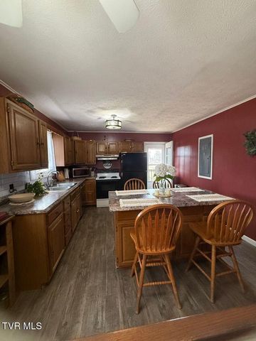 159 Mountain House Circle, Coeburn, VA 24230