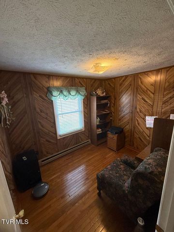 159 Mountain House Circle, Coeburn, VA 24230