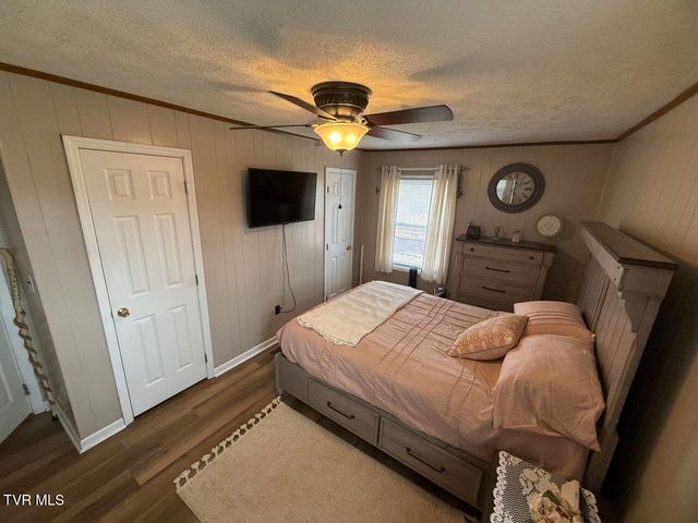 159 Mountain House Circle, Coeburn, VA 24230