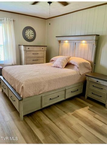 159 Mountain House Circle, Coeburn, VA 24230