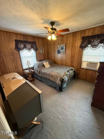 159 Mountain House Circle, Coeburn, VA 24230