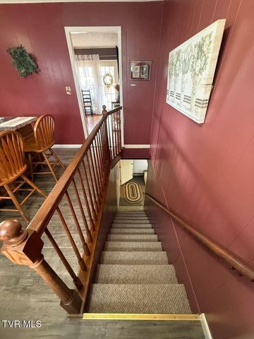 159 Mountain House Circle, Coeburn, VA 24230